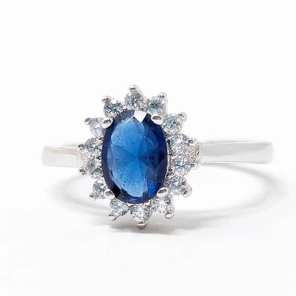 Sterling silver 925 dainty ring with blue gemstone - Picture 1 of 6